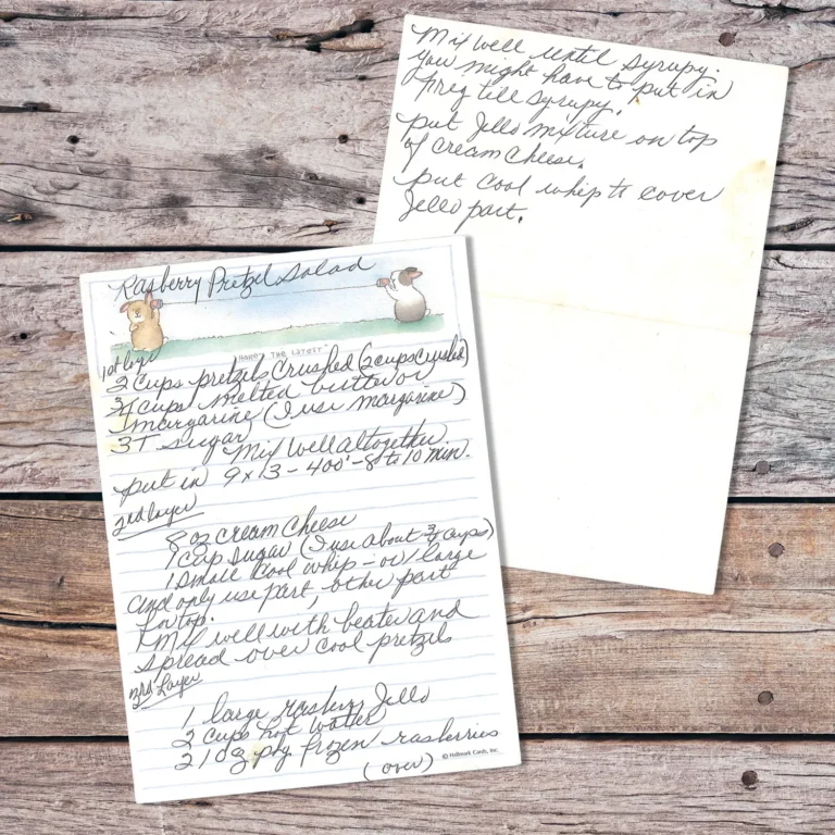 Handwritten recipe for Raspberry Pretzel Salad