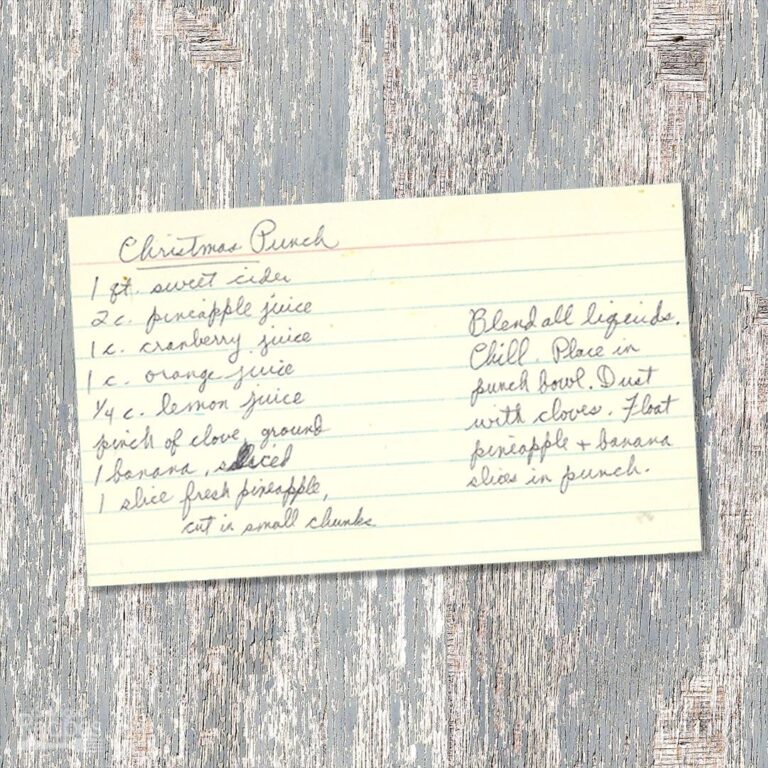 Handwritten recipe card for Christmas Punch