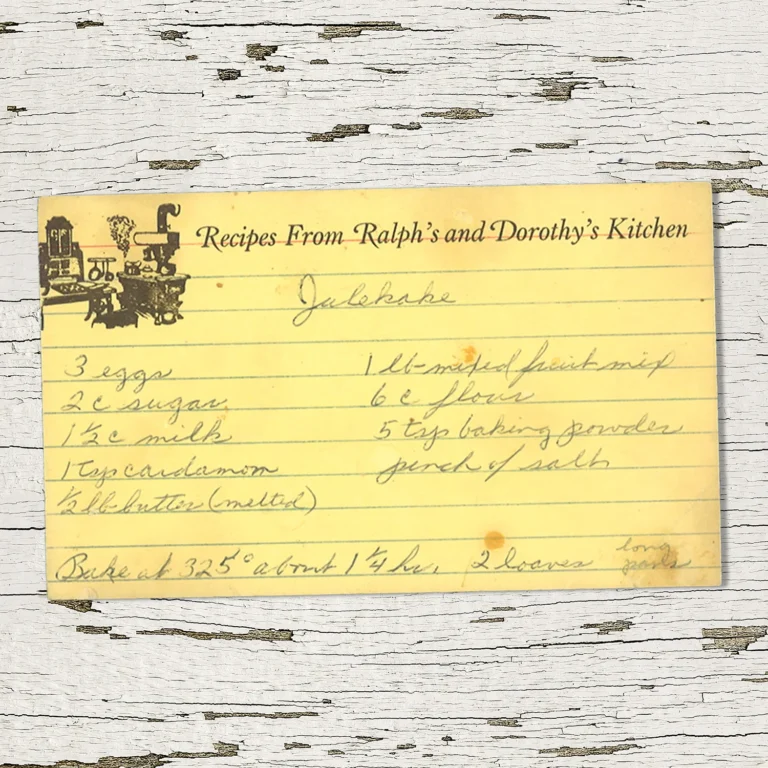 Handwritten recipe card for Julecake