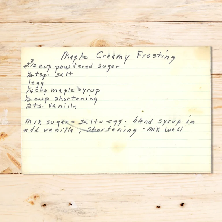 Handwritten recipe card for Maple Creamy Frosting