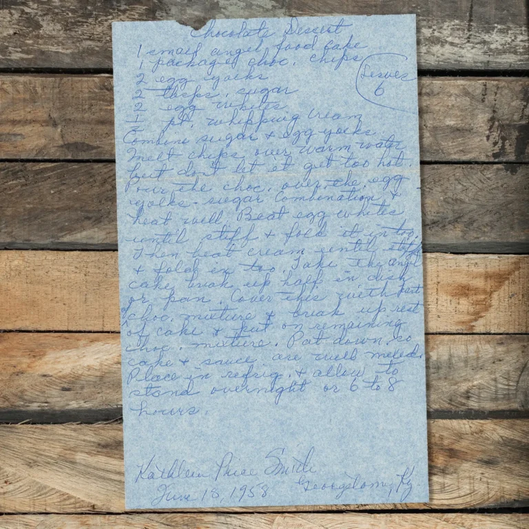 Handwritten recipe for Chocolate Dessert
