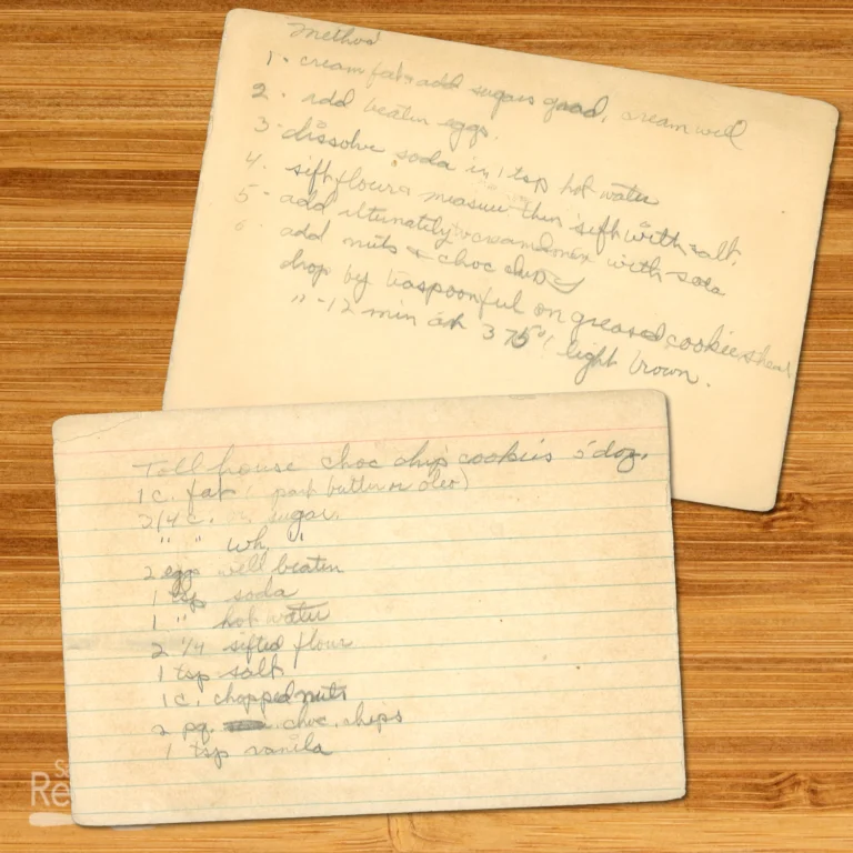 Handwritten recipe card for Tollhouse Chocolate Chip Cookies